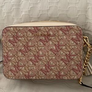 Michael Michael Kors crossbody